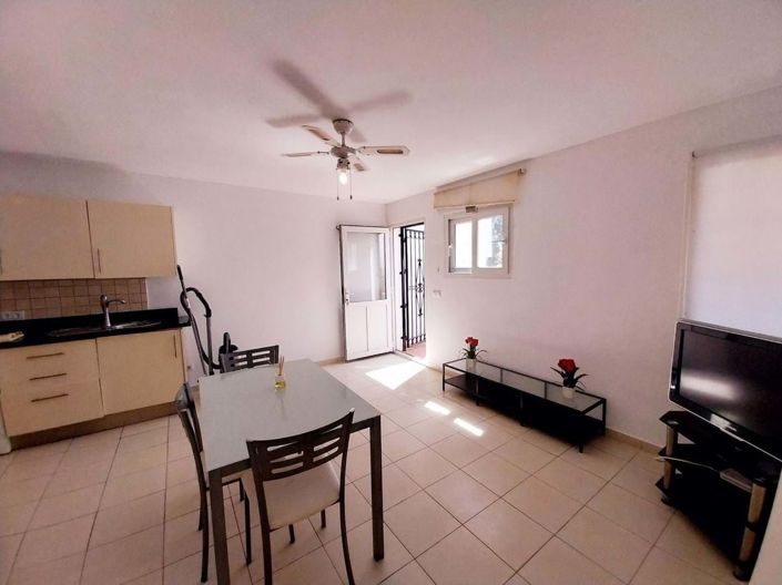 Image No.38-4 Bed Townhouse for sale