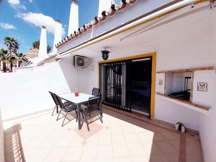 Image No.8-4 Bed Townhouse for sale