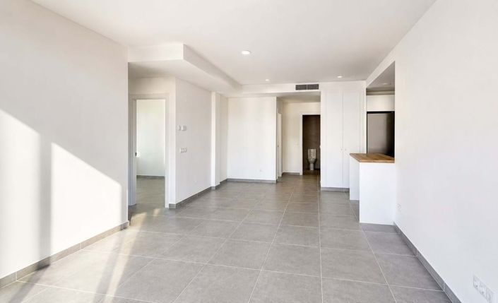 Image No.7-3 Bed Apartment for sale
