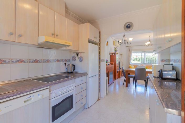 Image No.17-3 Bed Apartment for sale