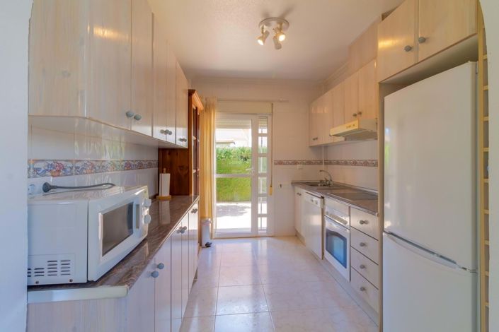 Image No.18-3 Bed Apartment for sale