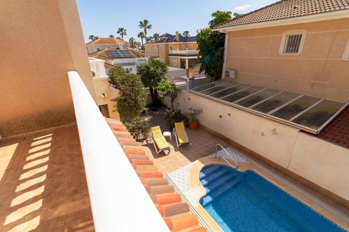 Image No.6-3 Bed Apartment for sale