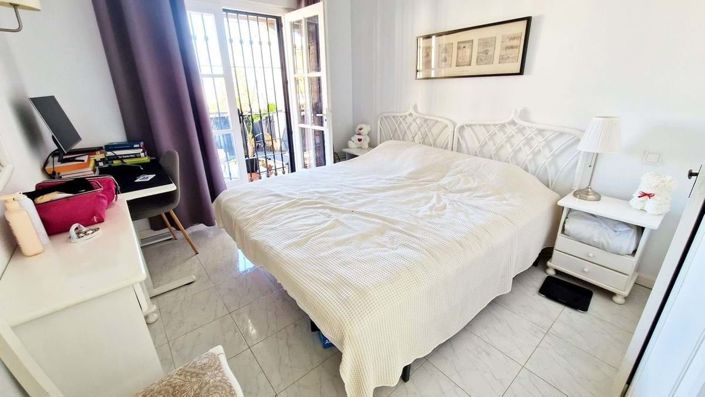 Image No.17-2 Bed Townhouse for sale