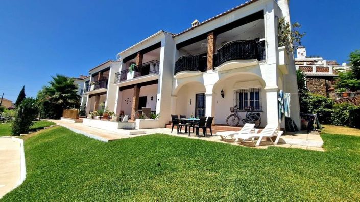 Image No.25-2 Bed Townhouse for sale