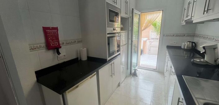 Image No.11-2 Bed Townhouse for sale