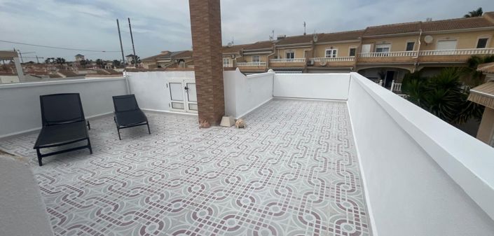 Image No.15-2 Bed Townhouse for sale