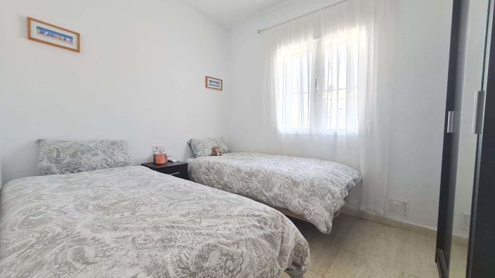 Image No.17-2 Bed Villa for sale