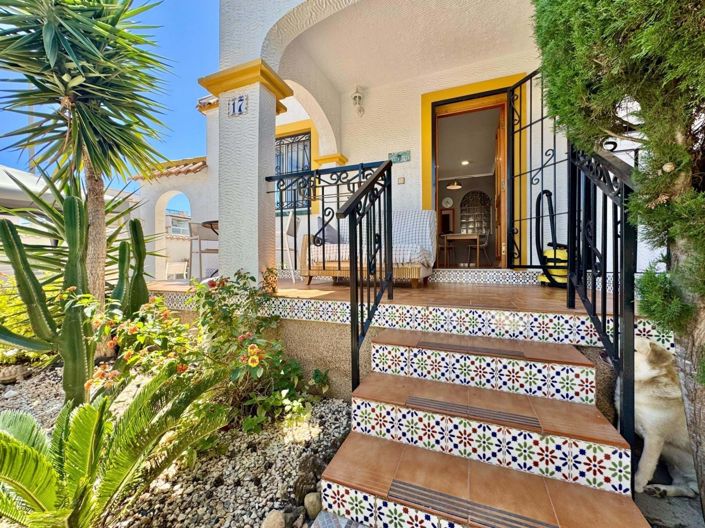 Image No.50-3 Bed Townhouse for sale