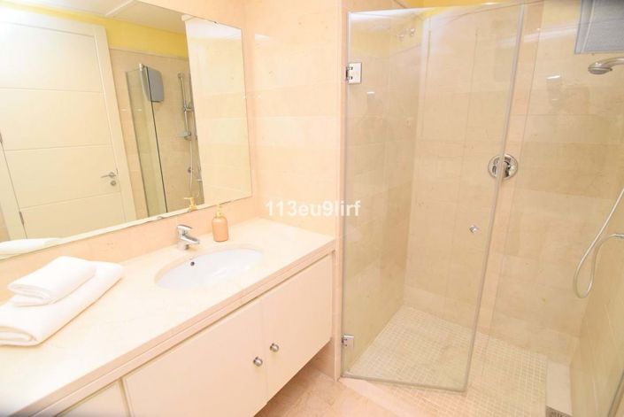 Image No.20-2 Bed Townhouse for sale