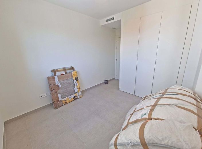 Image No.18-2 Bed Apartment for sale