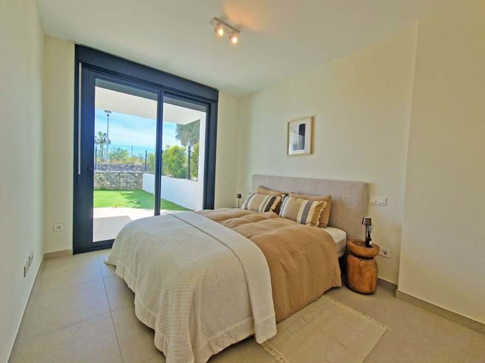 Image No.5-2 Bed Apartment for sale