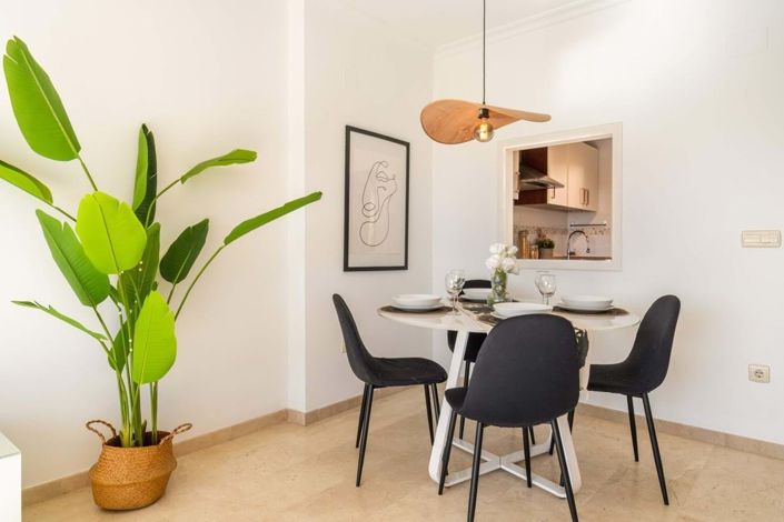 Image No.17-2 Bed Apartment for sale