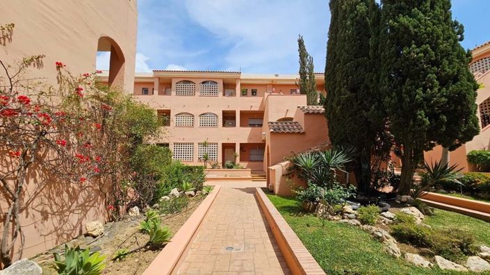 Image No.45-2 Bed Apartment for sale