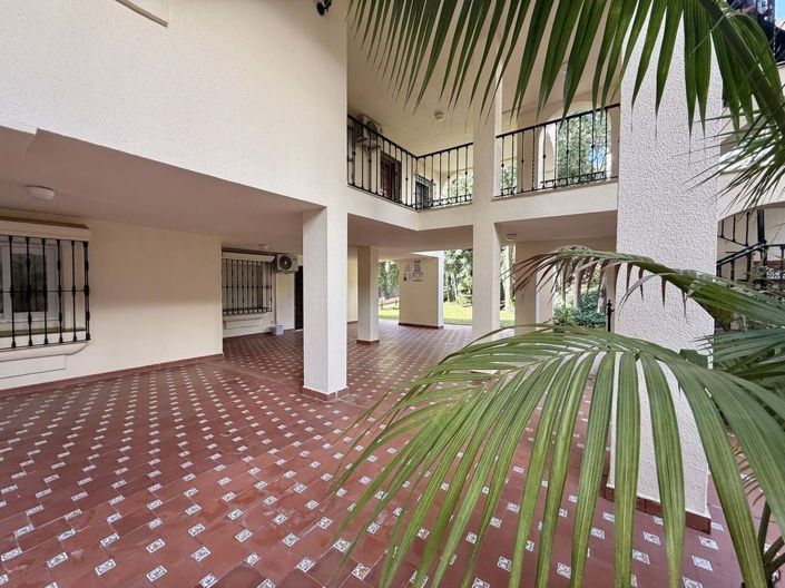 Image No.18-2 Bed Apartment for sale