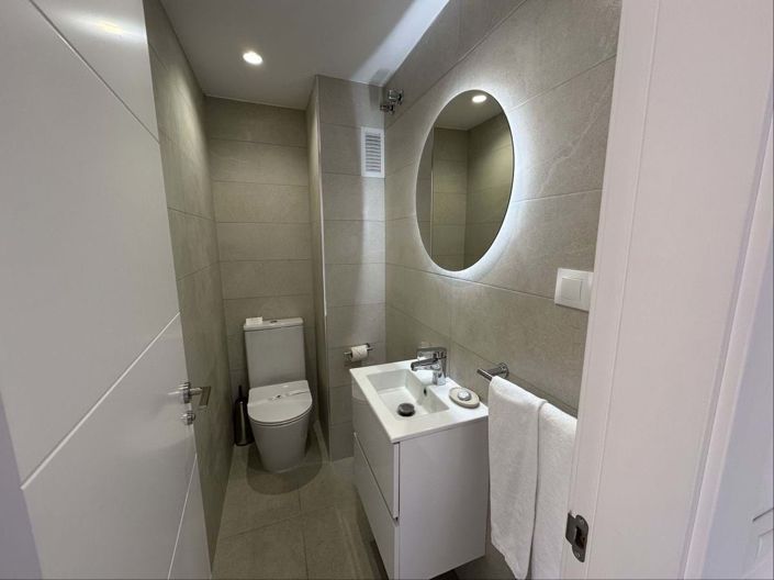 Image No.24-2 Bed Property for sale