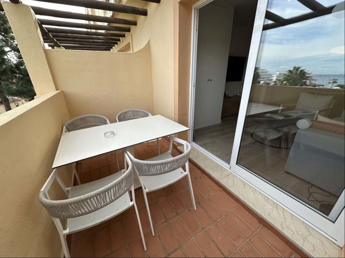 Image No.25-2 Bed Property for sale