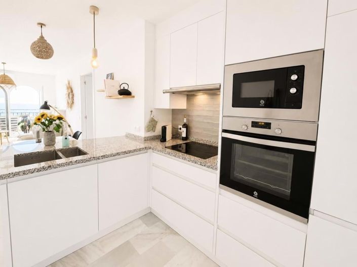 Image No.10-2 Bed Apartment for sale