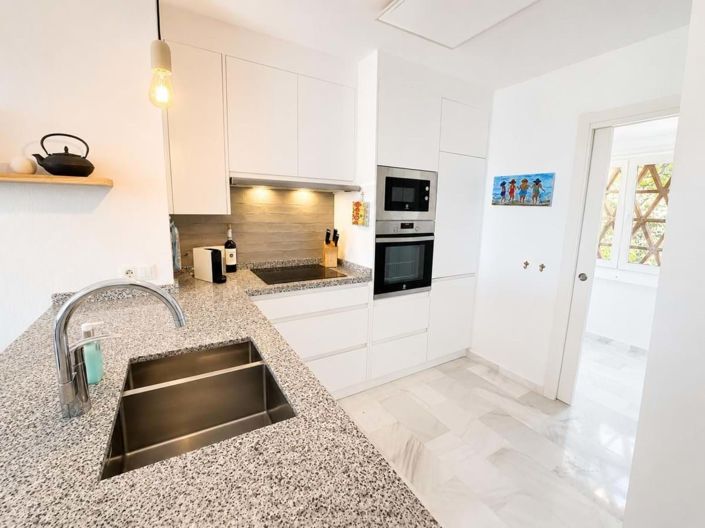 Image No.11-2 Bed Apartment for sale
