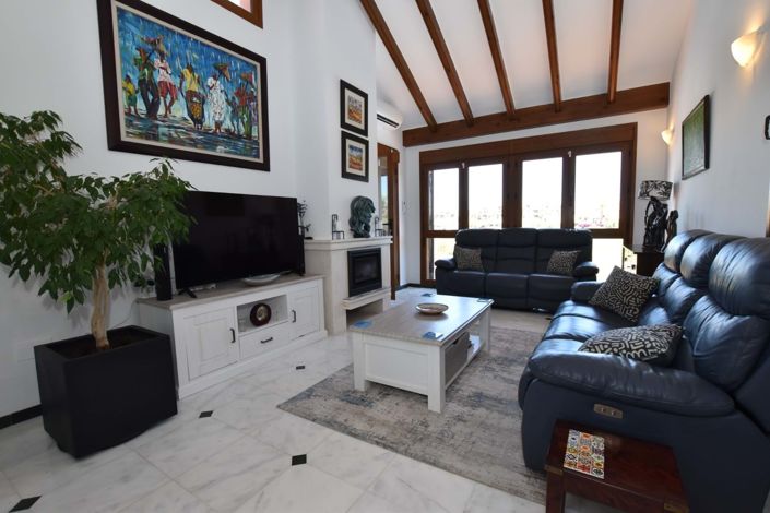 Image No.13-3 Bed Villa for sale