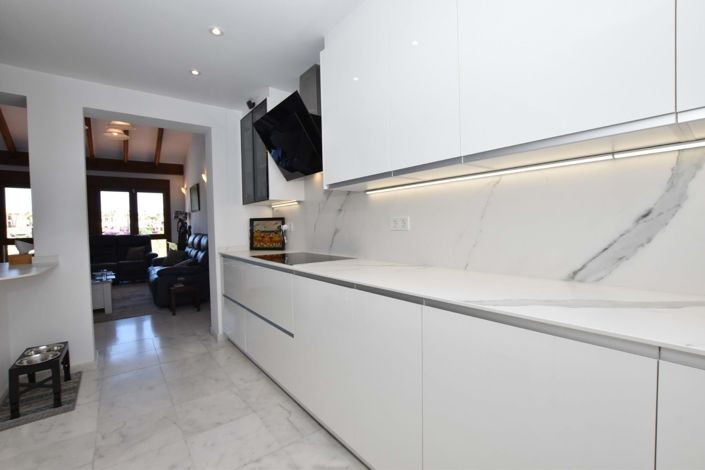 Image No.22-3 Bed Villa for sale