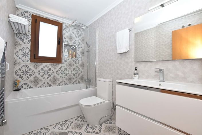 Image No.30-3 Bed Villa for sale