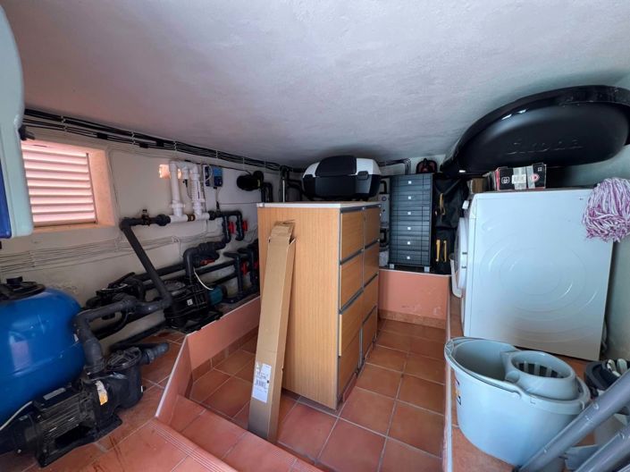 Image No.41-3 Bed Villa for sale