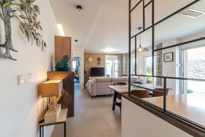 Image No.3-3 Bed Townhouse for sale