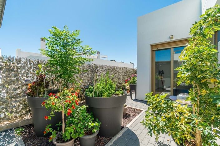 Image No.9-3 Bed Townhouse for sale