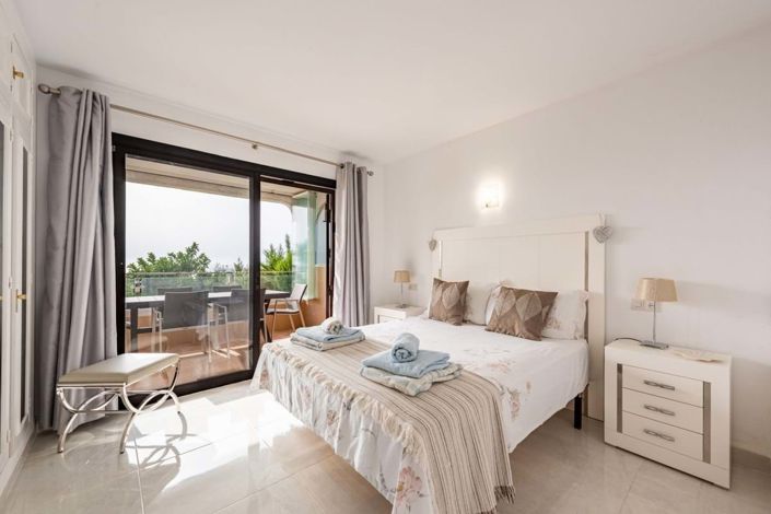 Image No.4-2 Bed Apartment for sale