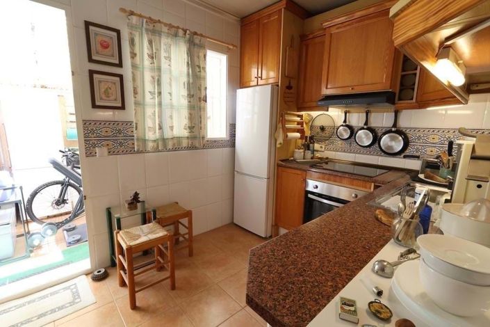 Image No.9-3 Bed Villa for sale