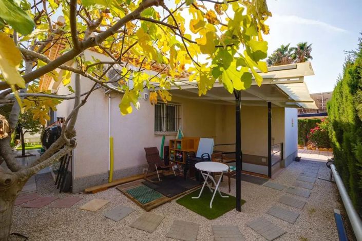 Image No.25-3 Bed Apartment for sale