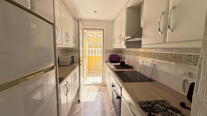 Image No.12-3 Bed Apartment for sale
