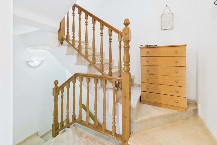 Image No.14-2 Bed Townhouse for sale