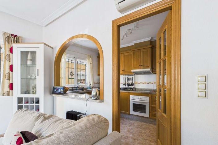 Image No.7-2 Bed Townhouse for sale