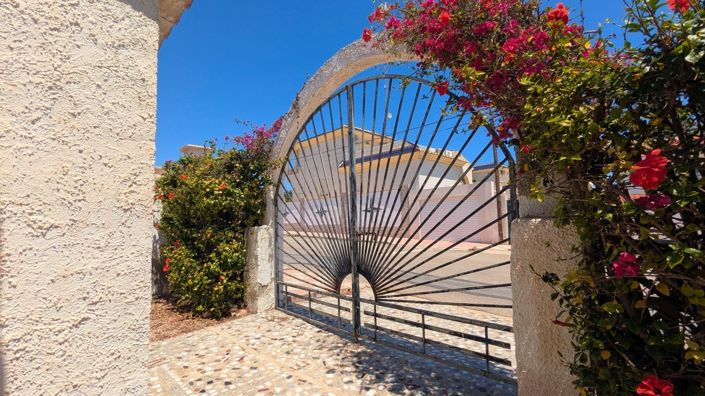 Image No.11-4 Bed Villa for sale