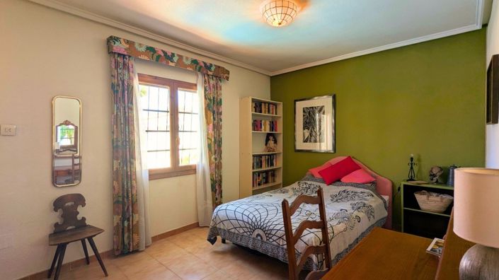 Image No.37-4 Bed Villa for sale