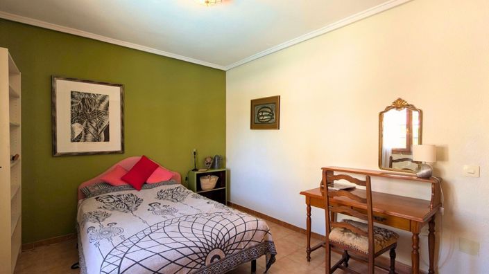 Image No.40-4 Bed Villa for sale