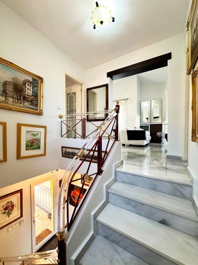Image No.34-3 Bed Villa for sale