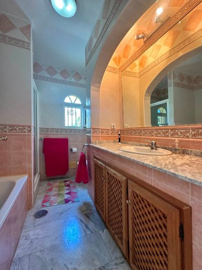 Image No.43-3 Bed Villa for sale