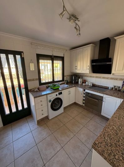 Image No.23-4 Bed Apartment for sale