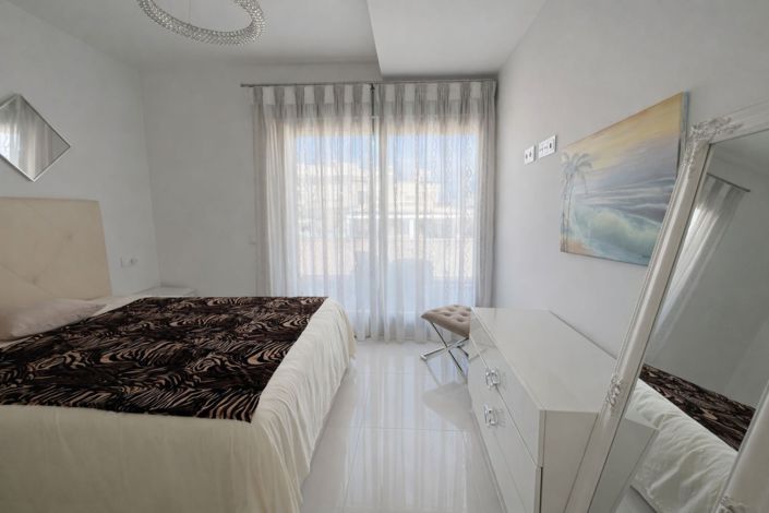 Image No.22-3 Bed Apartment for sale
