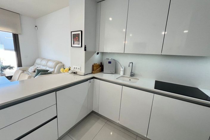 Image No.29-3 Bed Apartment for sale