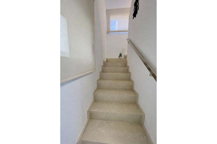 Image No.30-3 Bed Apartment for sale