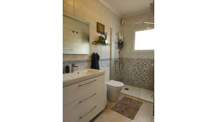 Image No.11-3 Bed Apartment for sale
