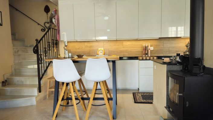 Image No.20-3 Bed Apartment for sale