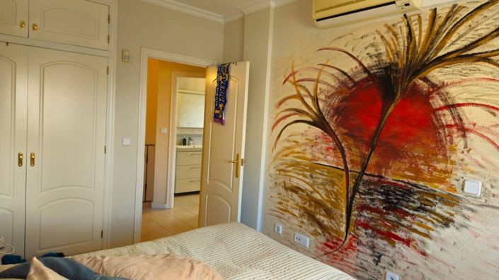 Image No.9-3 Bed Apartment for sale