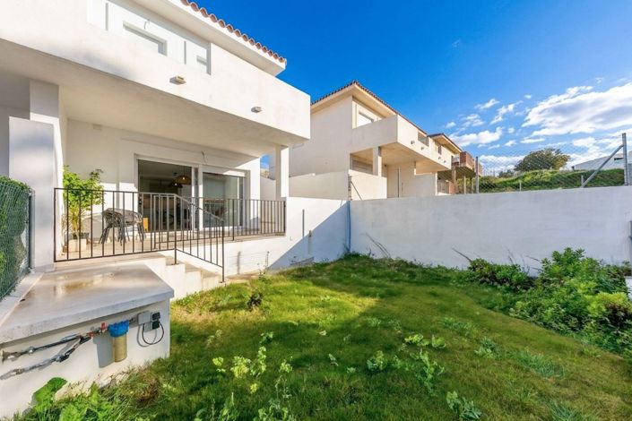 Image No.5-2 Bed Semi-Detached for sale