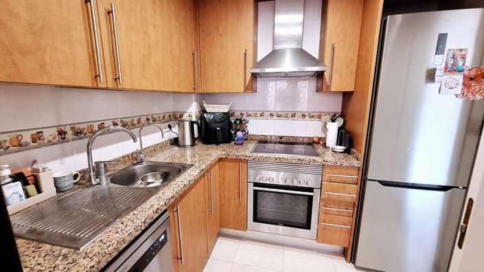 Image No.8-3 Bed Apartment for sale