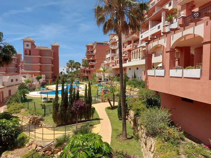 Image No.15-3 Bed Apartment for sale