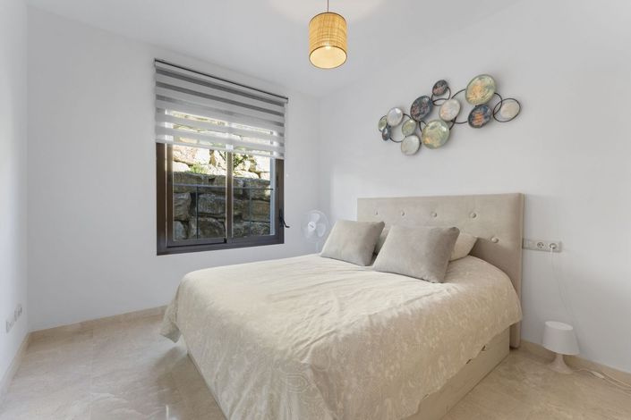 Image No.22-2 Bed Apartment for sale